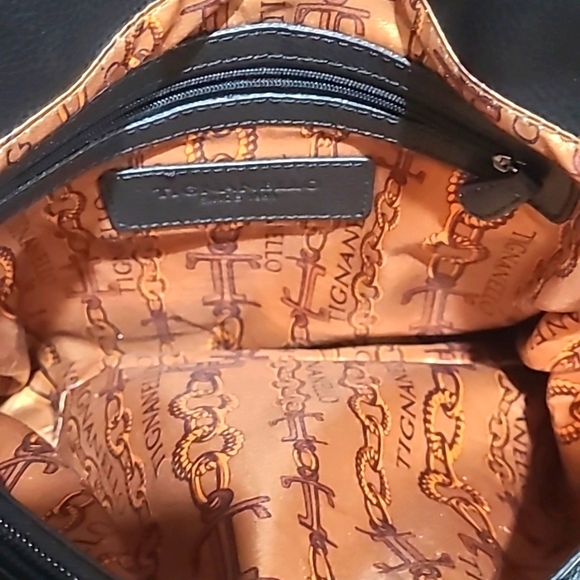Tignanello Black Leather Shoulder Bag - Picture 5 of 11
